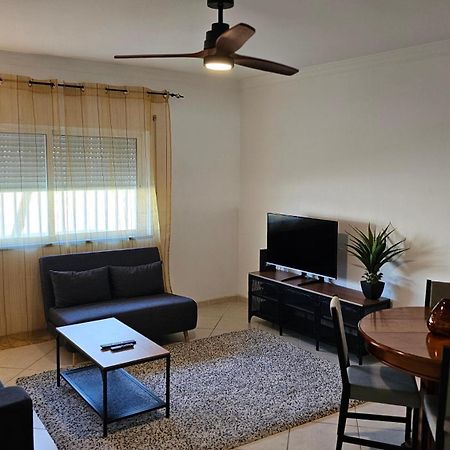 Harbour'S Way, Spacious And Cosy Apartment, With Ac Olhão Екстериор снимка