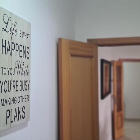 Harbour'S Way, Spacious And Cosy Apartment, With Ac Olhão Екстериор снимка